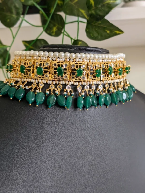 Beautiful Green Emerald Choker
