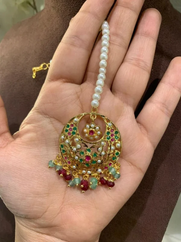 Bridal Jadau Maang Tikka with Pearl Detailing – Traditional Indian Jewelry