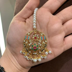 Bridal Jadau Maang Tikka with Pearl Detailing – Traditional Indian Jewelry