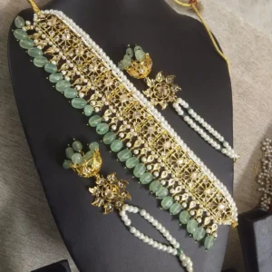 Green Jadavi Lacha Hyderabadi jadau choker with pearls and gold finish