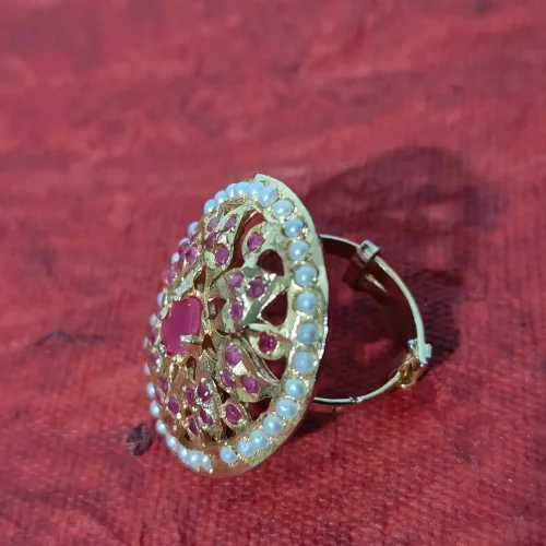 Gulrukh Pink Ring FRPK-01 Oval pink ring with jadau and kundan artistry in hyderabadi bridal jewellery by Kisa Hyderabadi Zevar